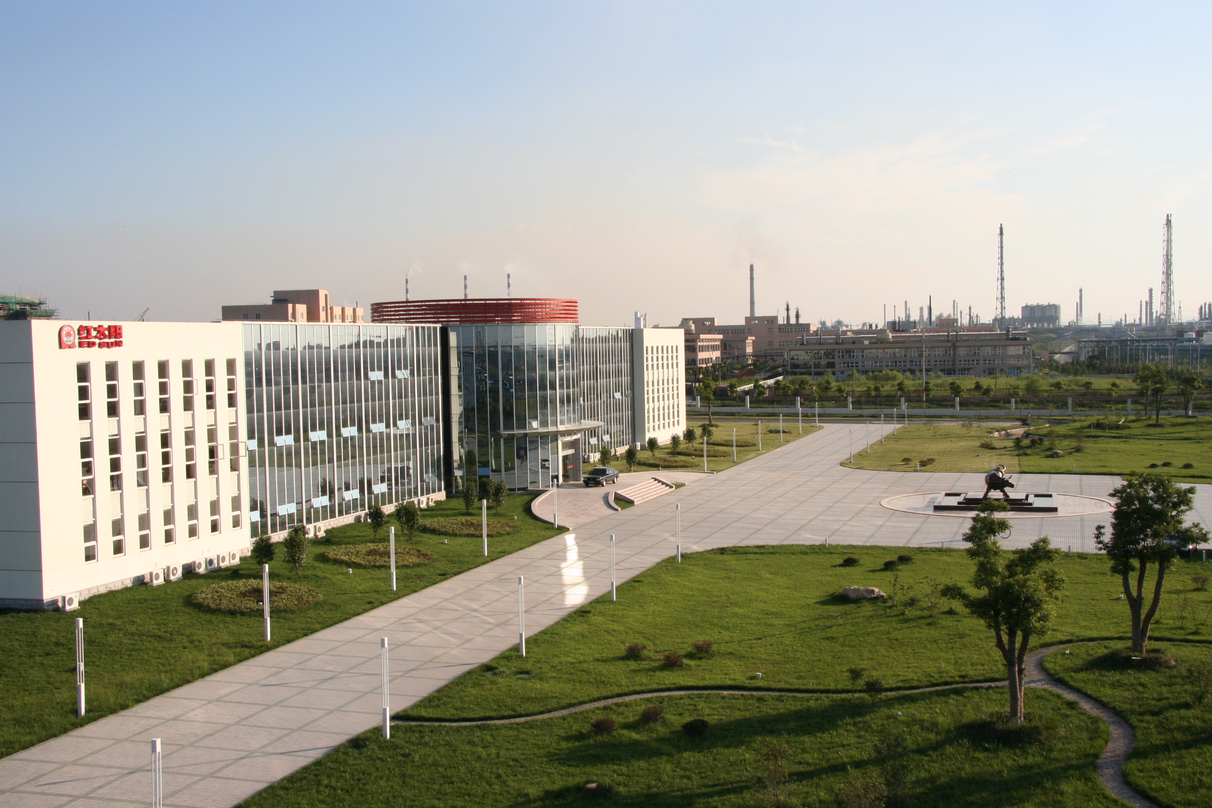 紅(hong)太陽(yáng)